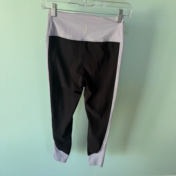 Free People FP Movement Size XS Sail Away Leggings - Picture 9 of 12